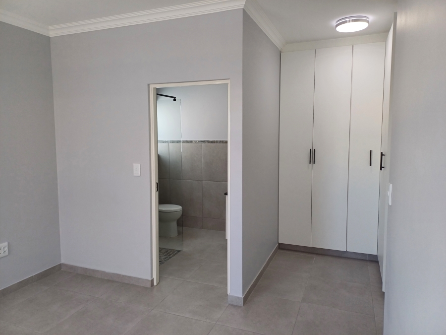 3 Bedroom Property for Sale in Sandy Point Western Cape